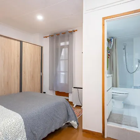 Anselm Clave En Apartment