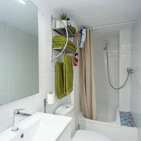 Anselm Clave En Apartmán